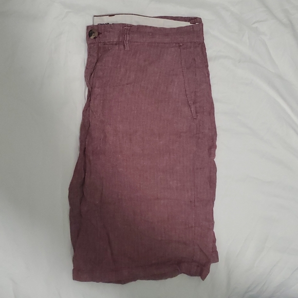 Old navy shorts - Picture 3 of 3